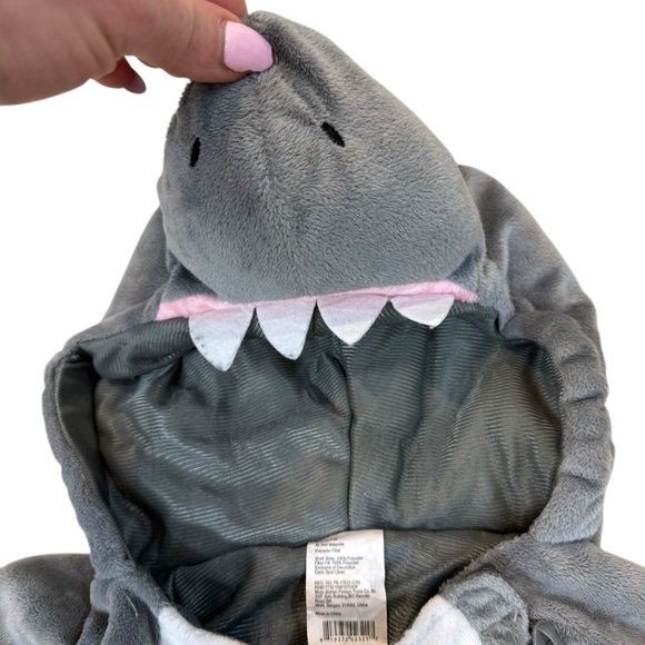 Baby Shark Halloween Costume Infant/Toddler 18-24 Months Target Plush Jumpsuit - Picture 5 of 9